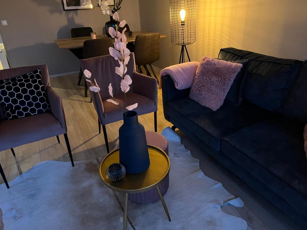 Luxus Chalet Waterfront Lathum Εξωτερικό φωτογραφία